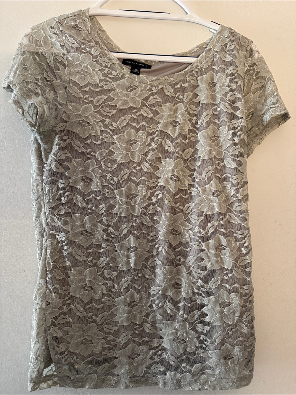 Banana Republic Grey Floral Lace Short Sleeve Tunic